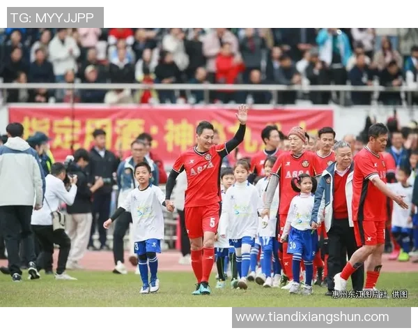 深圳足球队状态引发热议球迷与专家各执己见的背后故事